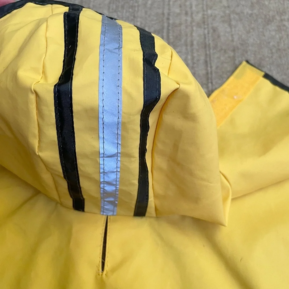Yellow & Black Raincoat With Reflective for Dogs In Size Medium - Picture 5 of 9